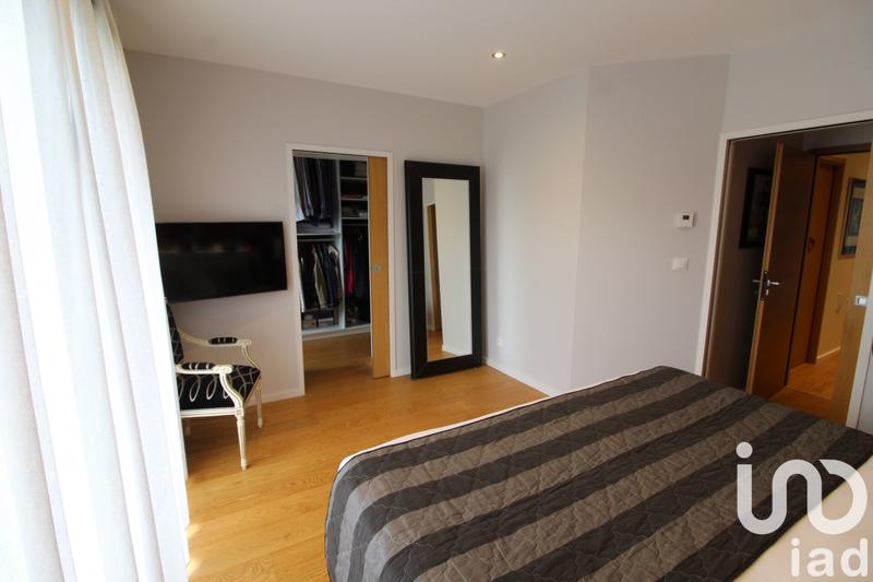 Maison - 186 m² - 7 pièces