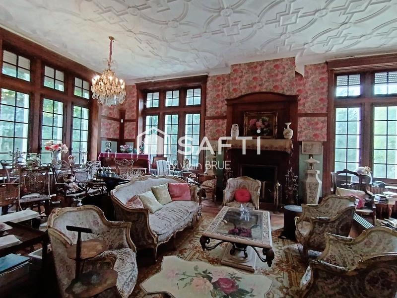 Château - 433 m² - 12 pièces