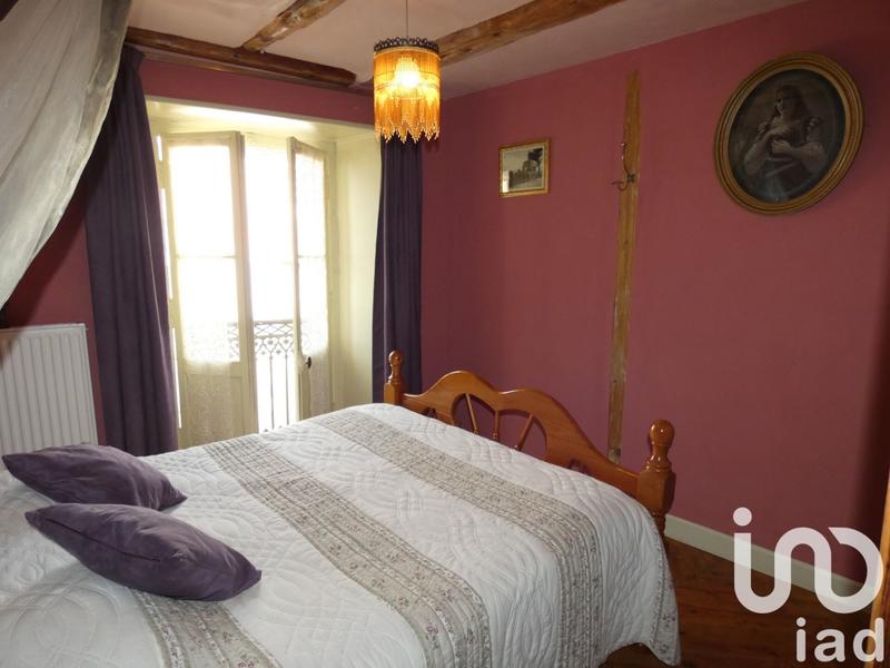 Maison de village - 300 m² - 10 pièces