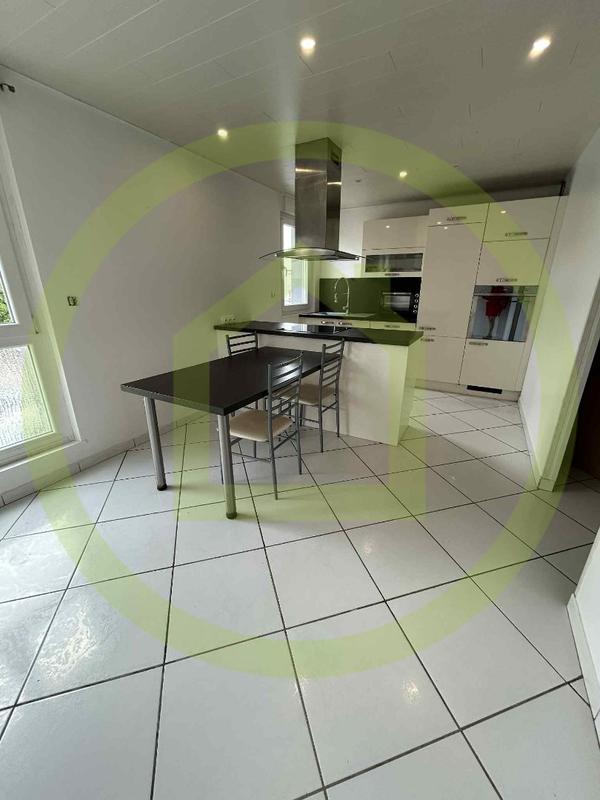 Maison de ville - 90 m² - 5 pièces