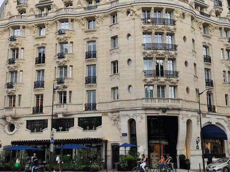 Appartement bourgeois - 15 m² - 1 pièce