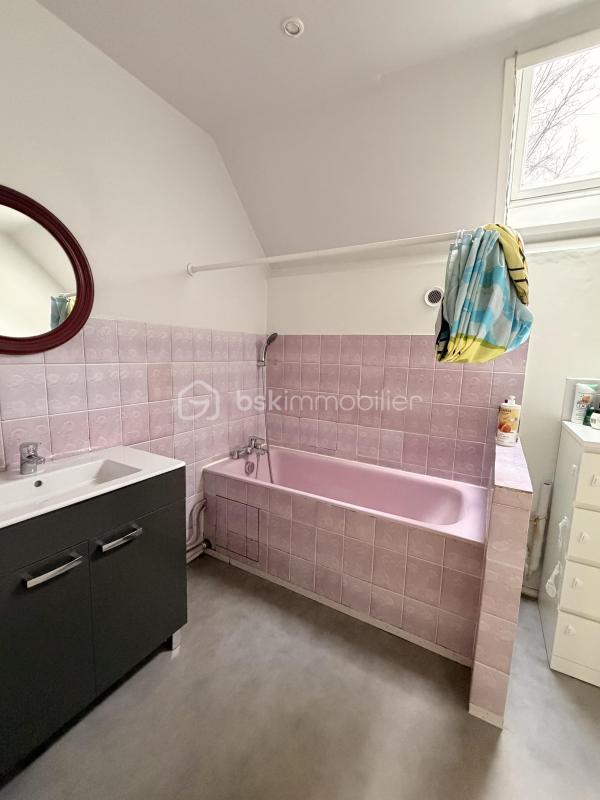 Maison traditionnelle - 112 m² - 6 pièces