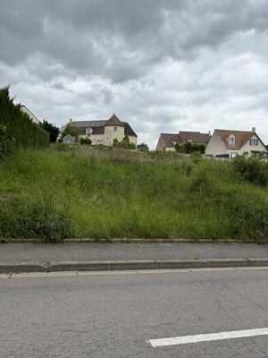 Terrain constructible - 600 m²