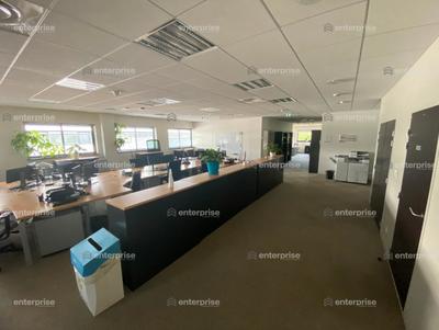 Bureau - 1 233 m²