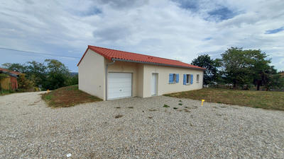 Villa - 100 m² - 4 pièces