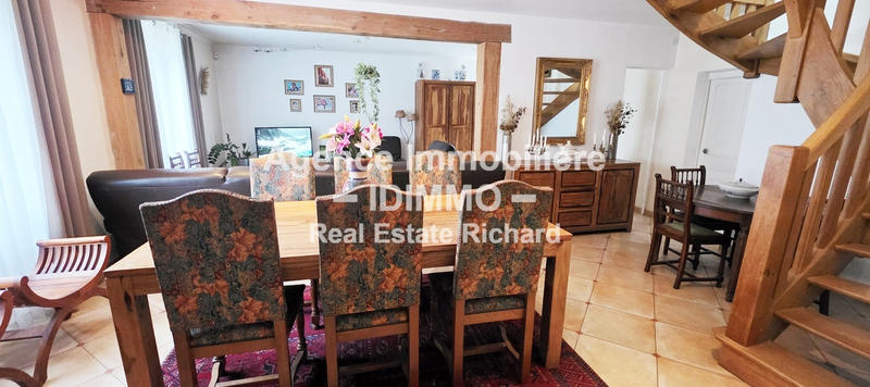 Maison - 126 m² - 7 pièces