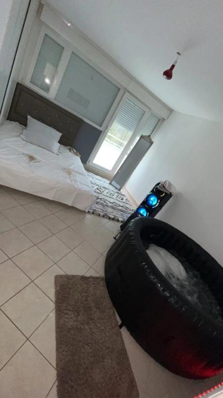 Appartement - 165 m² - 7 pièces