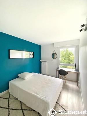 Chambre - 10 m² - 1 pièce