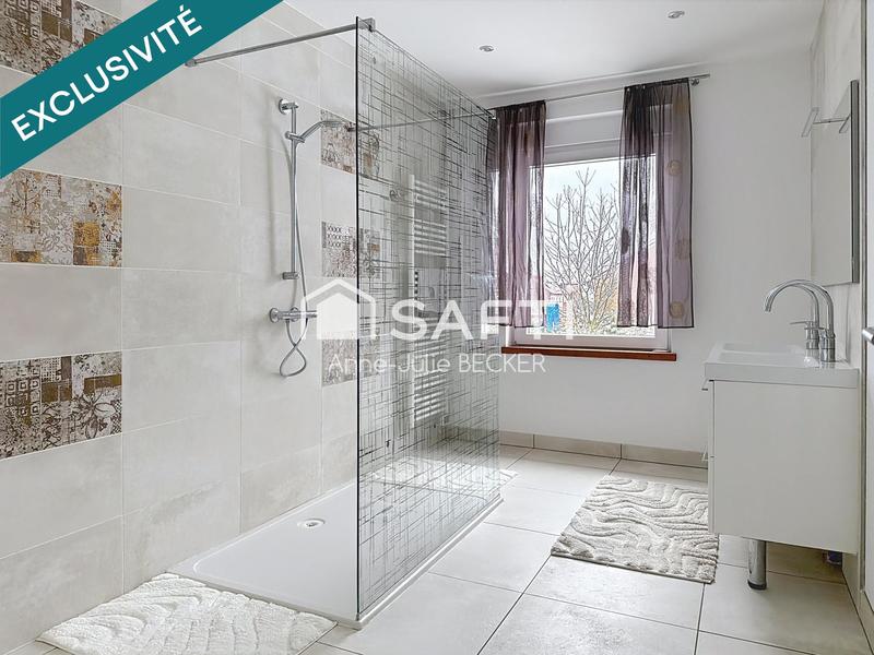 Maison - 200 m² - 7 pièces