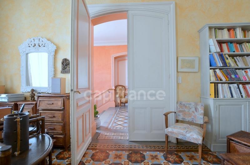 Maison bourgeoise - 395 m² - 11 pièces