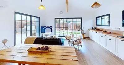 Villa - 90 m² - 4 pièces