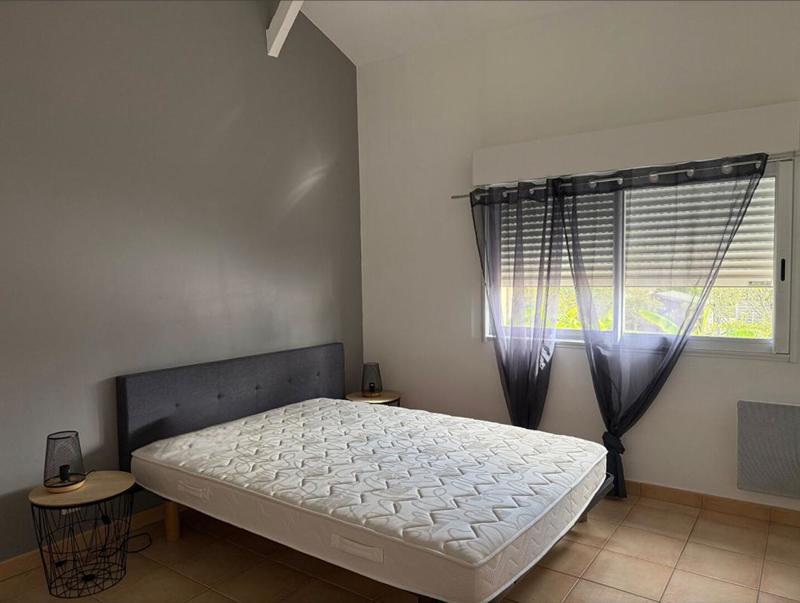 Maison - 368 m² - 9 pièces