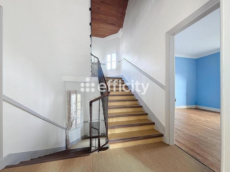 Maison bourgeoise - 278 m² - 10 pièces