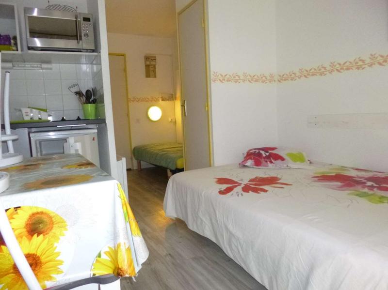 Studio - 15 m² - 2 pièces