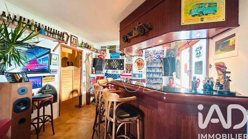 Maison - 195 m² - 8 pièces