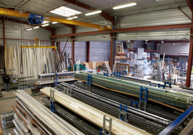 Immeuble - 1 700 m²