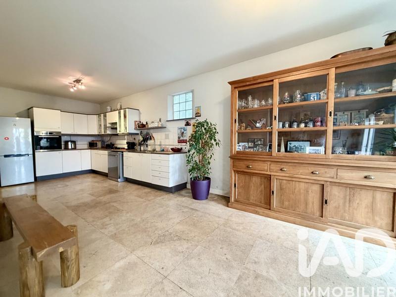 Maison - 158 m² - 8 pièces