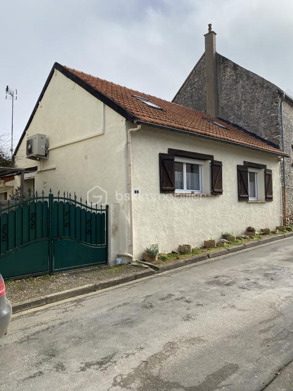 Maison de village - 100 m² - 5 pièces