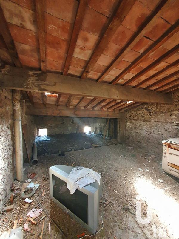 Immeuble - 217 m² - 1 pièce