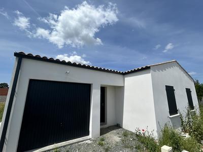 Maison - 100 m² - 4 pièces