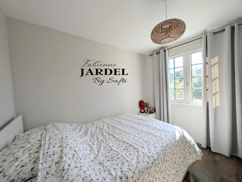 Maison - 170 m² - 6 pièces