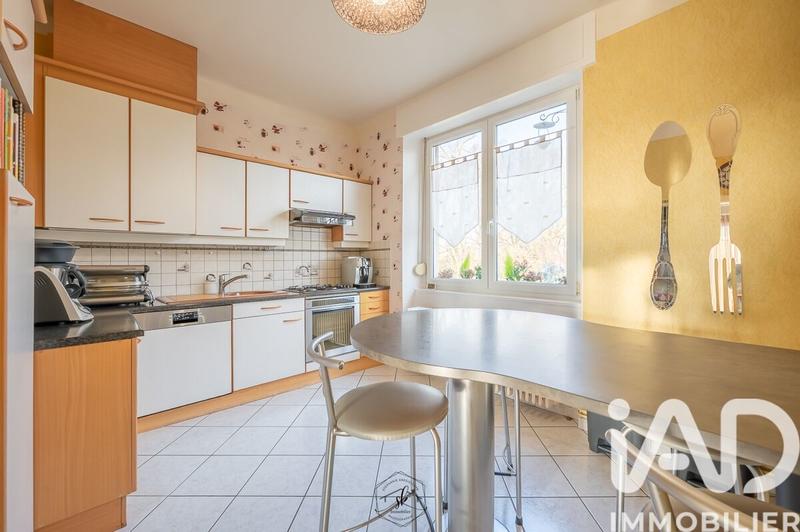 Appartement - 175 m² - 6 pièces