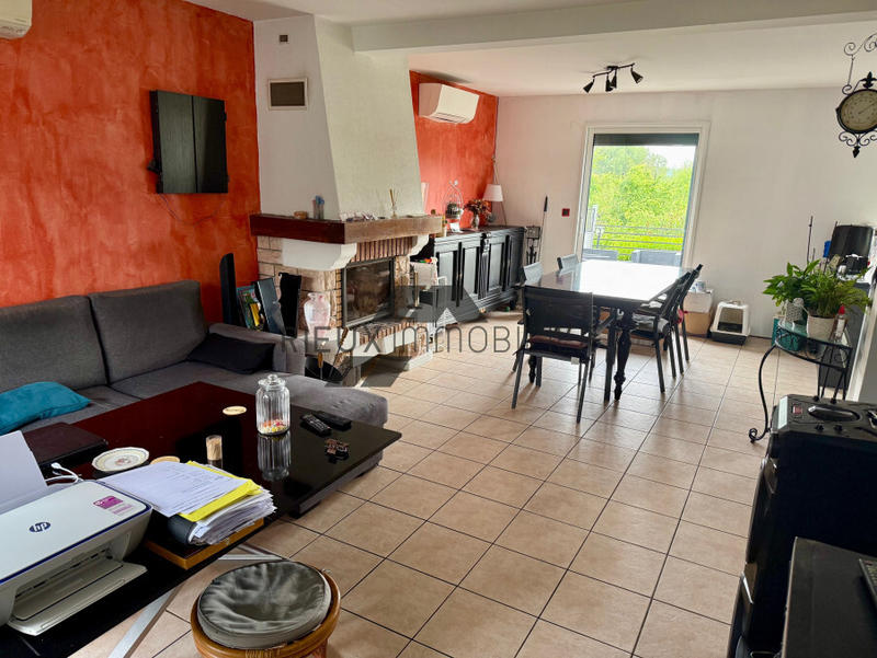 Propriété - 100 m² - 6 pièces