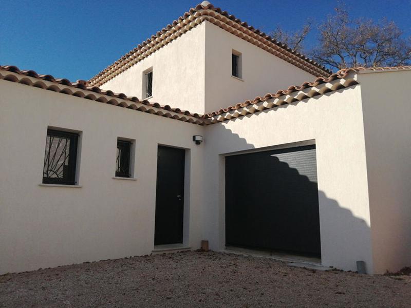 Maison - 180 m² - 7 pièces