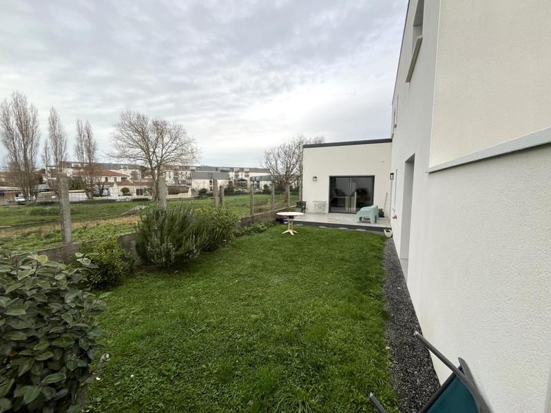 Maison - 108 m² - 5 pièces