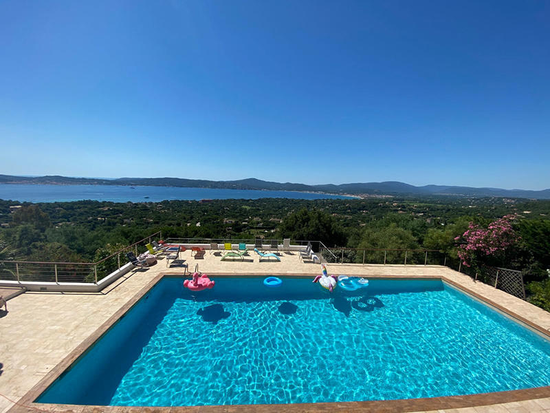 Villa - 400 m² - 8 pièces