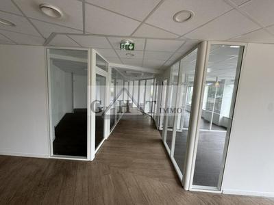 Local commercial - 371 m²