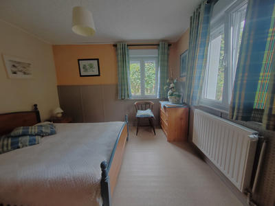 Maison - 208 m² - 8 pièces