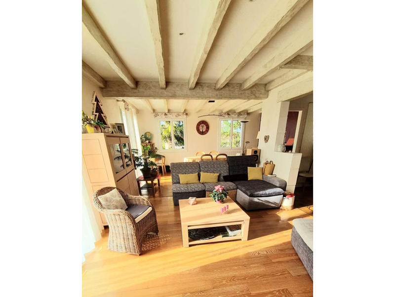 Maison - 122 m² - 5 pièces