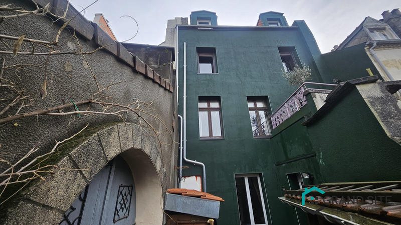 Maison ancienne - 151 m² - 9 pièces