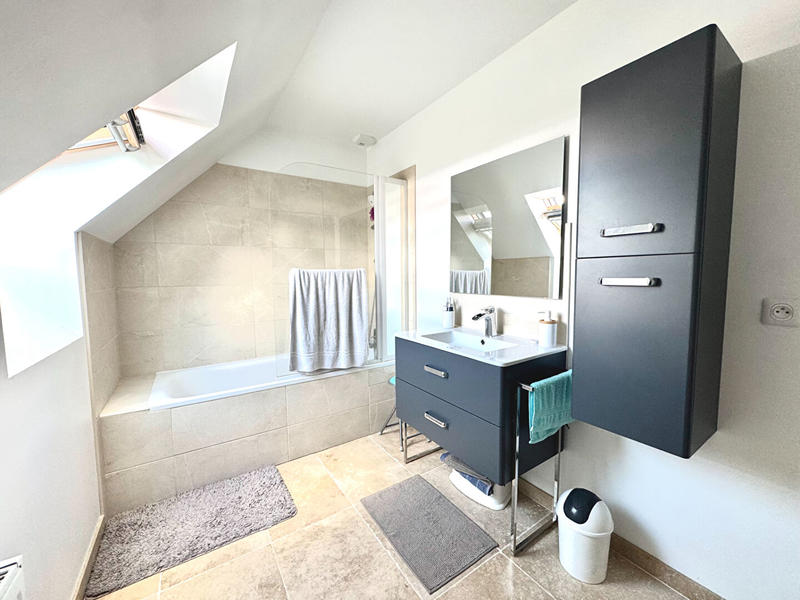 Maison - 134 m² - 5 pièces