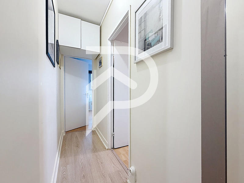 Appartement - 83 m² - 4 pièces