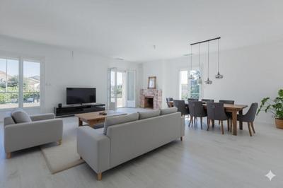 Maison - 174 m² - 4 pièces