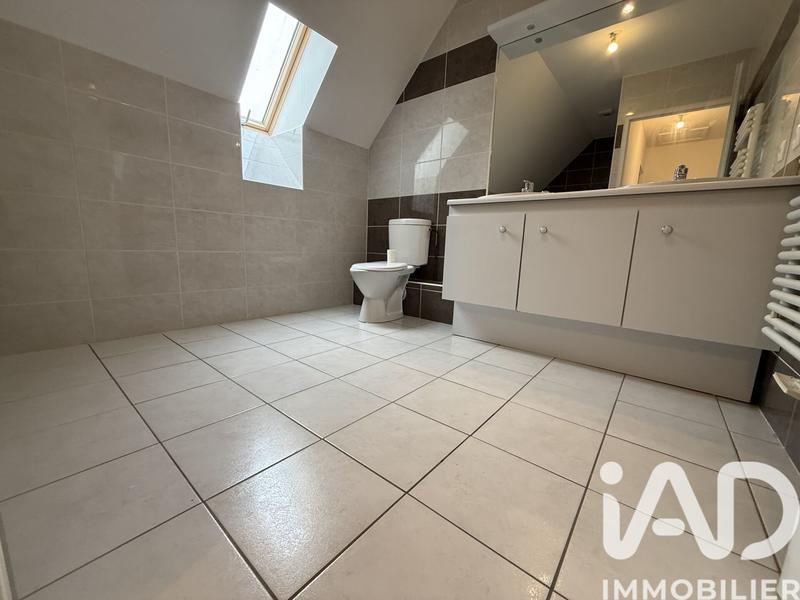 Maison - 90 m² - 5 pièces