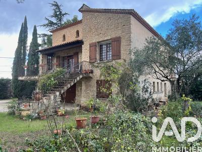 Maison - 184 m² - 7 pièces