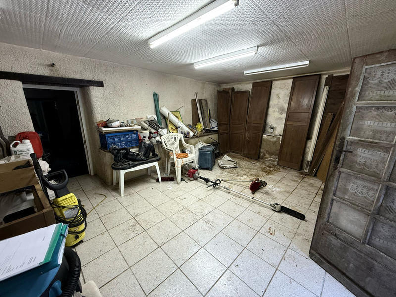 Maison - 234 m² - 4 pièces