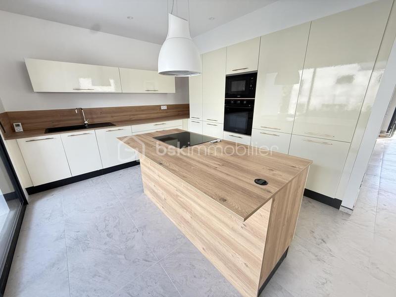 Maison - 70 m² - 4 pièces