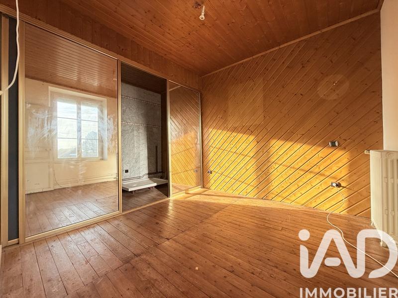 Maison - 262 m² - 8 pièces