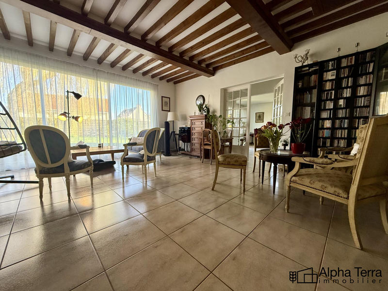 Maison ancienne - 258 m² - 9 pièces