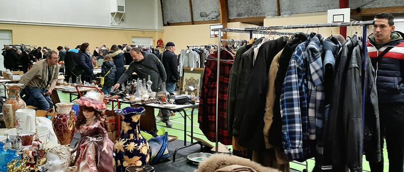Vide grenier du club de l'amitié