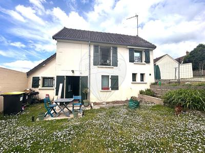 Immeuble - 82 m² - 3 pièces