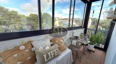 Appartement - 85 m² - 4 pièces