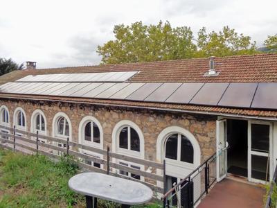 Maison - 400 m² - 15 pièces