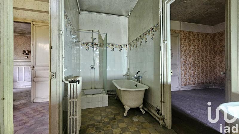 Maison - 271 m² - 10 pièces