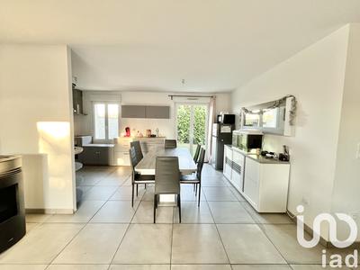 Maison - 93 m² - 5 pièces