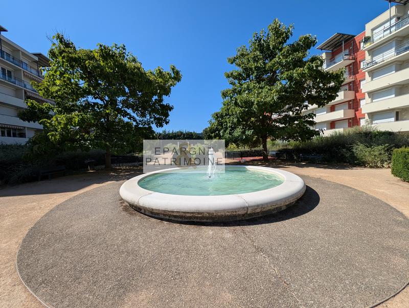 Appartement - 82 m² - 4 pièces